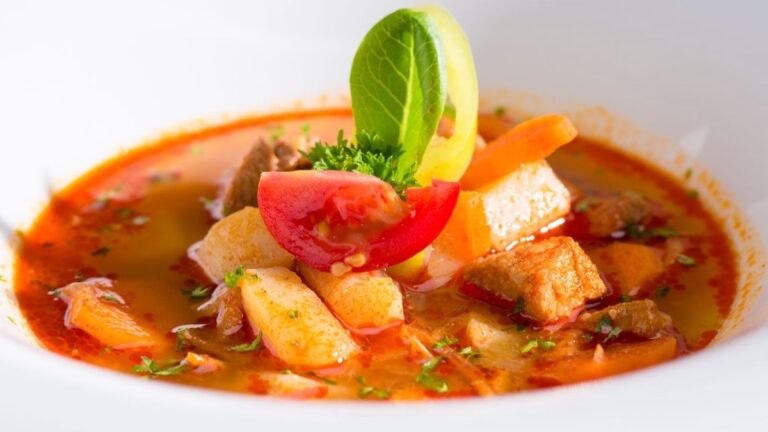 jedzenie na dowóz Chrzanów - rozgrzewający obiad z Restauracji 4Kąty przez Glovo